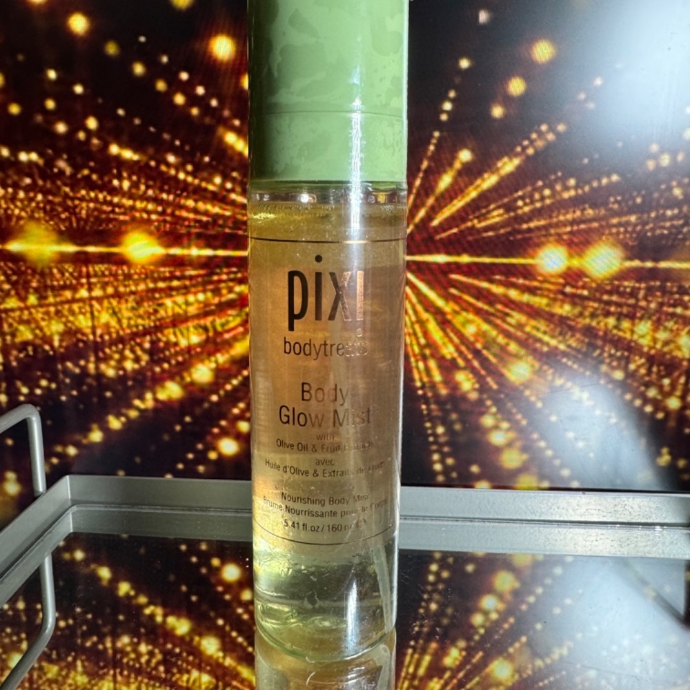 Pixi ~ Body Treats Body Glow Mist ~ 5.4 fl oz ~ Sealed